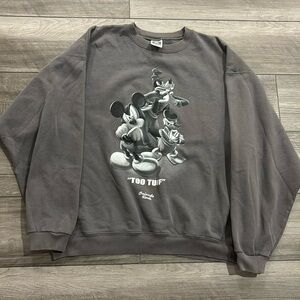 Disneys men’s vintage grey crew neck sweater “too tuff” Orlando Florida size XL